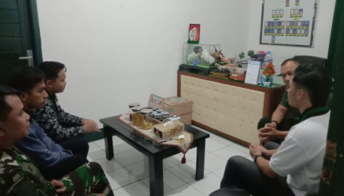 Pererat Sinergi, HMI IAIPI Garut Jalin Silaturahmi dengan Koramil Tarogong Kidul