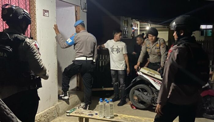 Polda Gorontalo Gencar Razia Pekat Bulan Ramadhan, Amankan Miras hingga Pasangan LGBT