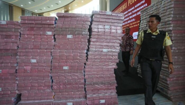 Sejarah Baru Korupsi: Kejagung Sita Uang Tunai Rp11,8 Triliun dari Kasus Ekspor CPO