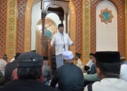 Tarawih Perdana di Masjid Baiturrahim, Gubernur Gusnar Ajak Warga Perbanyak Ibadah dan Syukuri Ramadan