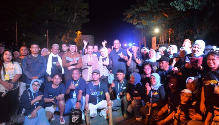 Sekdaprov Sofian Ibrahim Lepas Tradisi Koko’o di Gorontalo, Warga Semarakkan Ketuk Sahur Sambut Ramadan